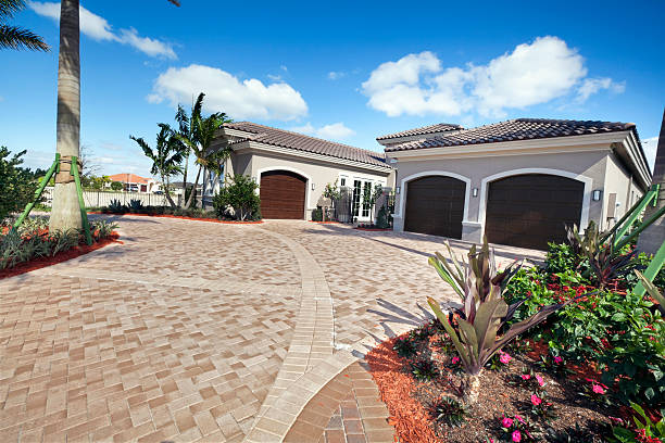 Best Professional Driveway Pavers  in Deltona, FL